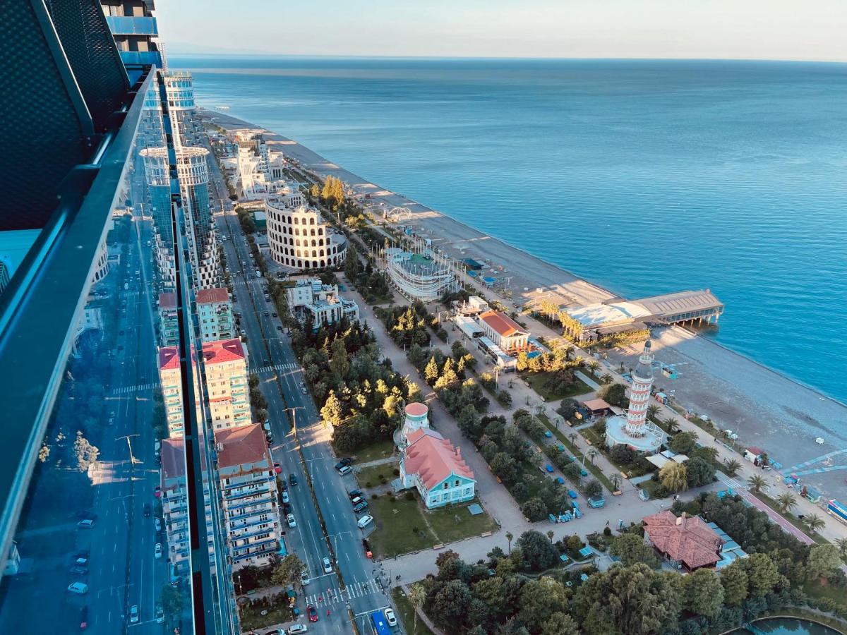 Batumi Floor40 Hotel Bagian luar foto