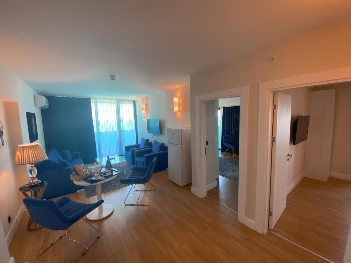 Batumi Floor40 Hotel Bagian luar foto