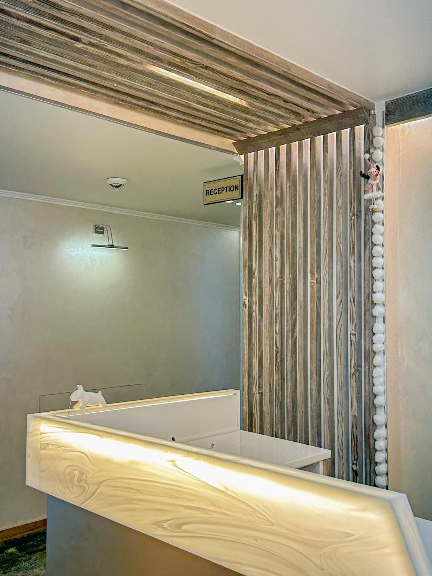 Batumi Floor40 Hotel Bagian luar foto