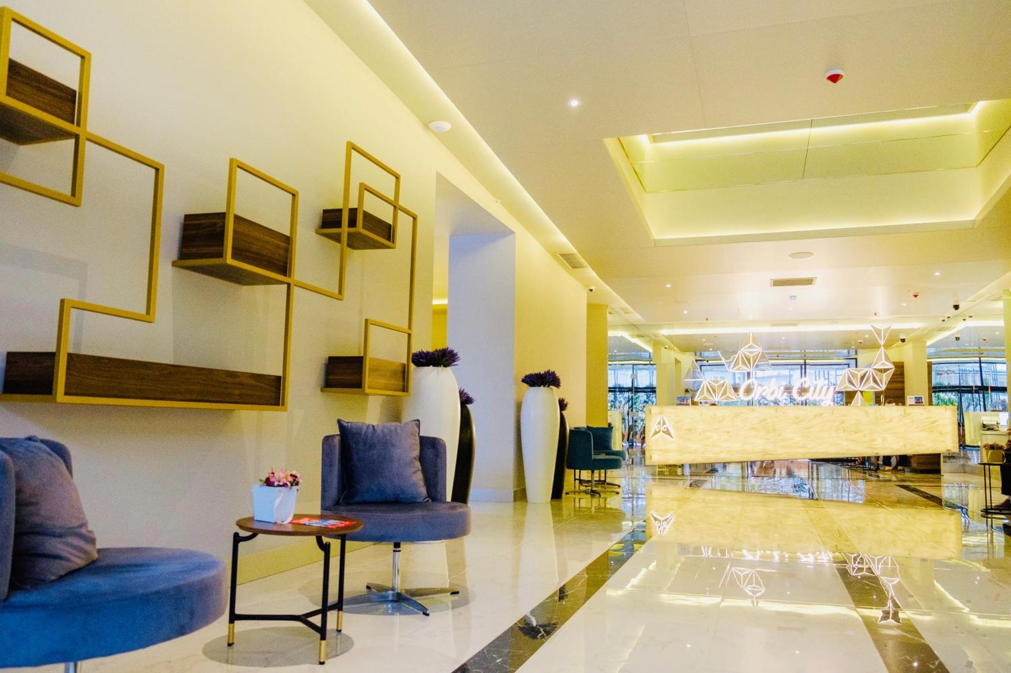 Batumi Floor40 Hotel Bagian luar foto